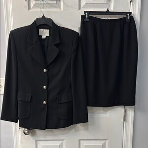 Chic Black Blazer and Skirt Ensemble